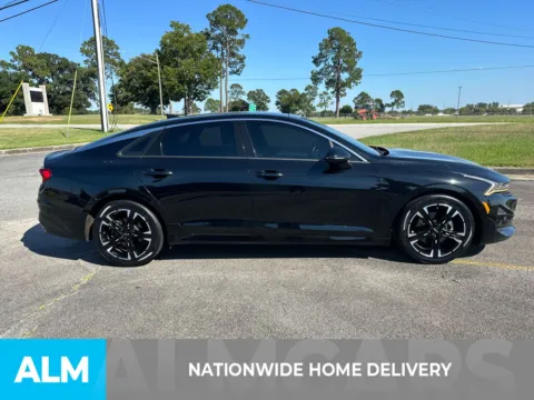 More photos of 2022 Kia K5 GT-Line at ALM CDJR Perry, GA