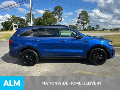 More photos of 2022 Kia Sorento SX-Prestige at ALM CDJR Perry, GA