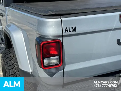 More photos of 2022 Jeep Gladiator Sport at ALM CDJR Perry, GA
