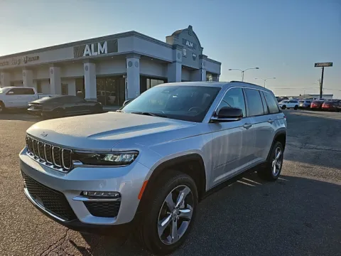 Silver 2024 Jeep Grand Cherokee Limited for sale in Perry, GA