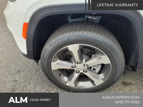 Another view of 2025 Jeep Grand Cherokee L Limited for sale in Perry, GA at ALM CDJR Perry