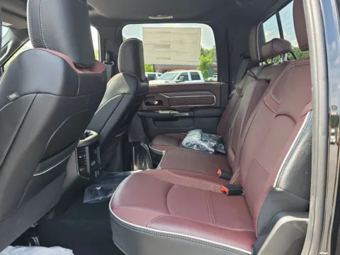 More photos of 2025 Ram 2500 Limited at ALM CDJR Perry, GA