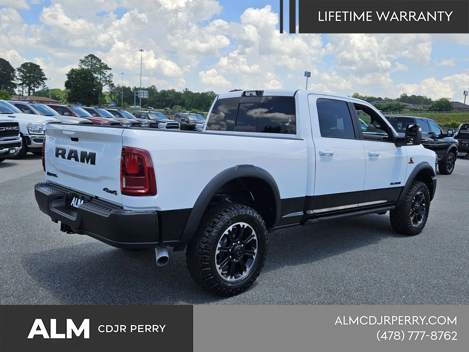 2025 RAM 2500 Rebel - Photo 14