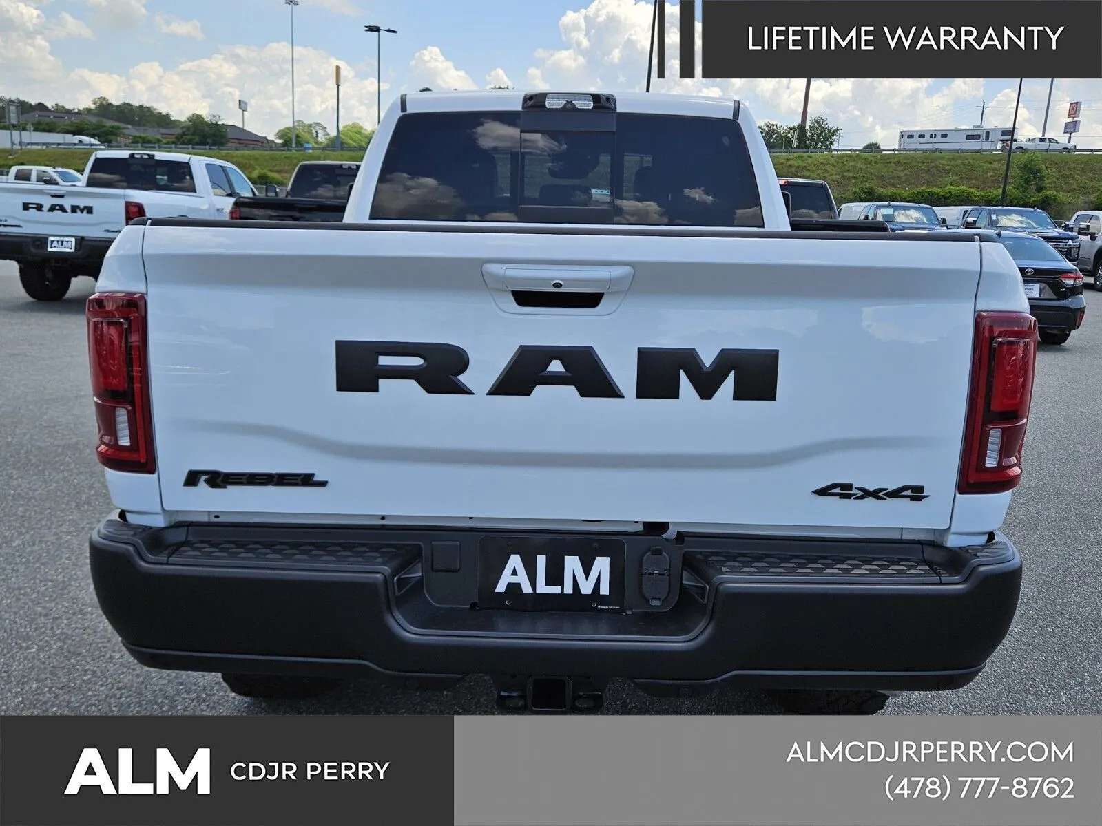2025 RAM 2500 Rebel - Photo 12