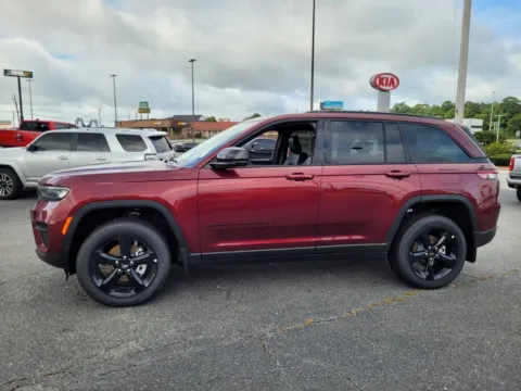 Photos of 2025 Jeep Grand Cherokee Altitude X for sale in Perry, GA at ALM CDJR Perry