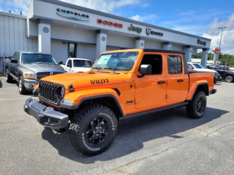 Orange 2025 Jeep Gladiator Willys for sale in Perry, GA
