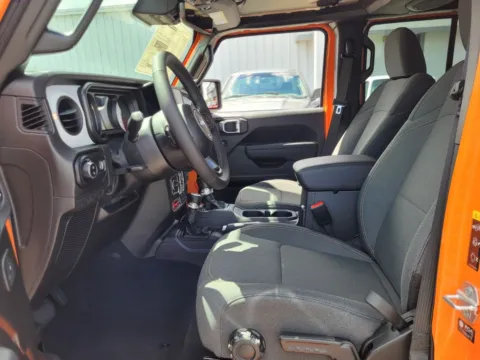 Another view of 2025 Jeep Gladiator Willys for sale in Perry, GA at ALM CDJR Perry
