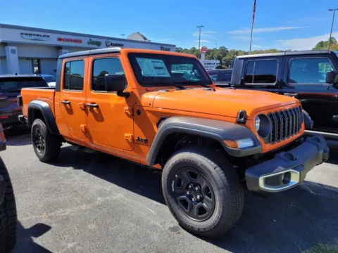 Orange 2025 Jeep Gladiator Sport for sale in Perry, GA