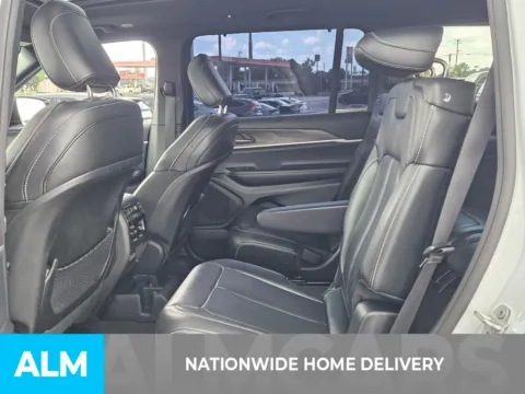 More photos of 2024 Jeep Grand Cherokee L Limited at ALM CDJR Perry, GA