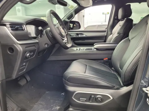 Another view of 2025 Jeep Wagoneer for sale in Perry, GA at ALM CDJR Perry