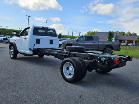 More photos of 2025 Ram 5500HD Tradesman at ALM CDJR Perry, GA