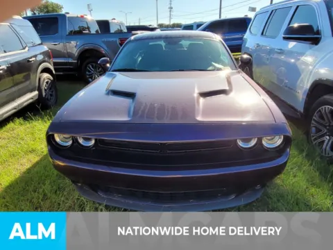 More photos of 2020 Dodge Challenger SXT at ALM CDJR Perry, GA