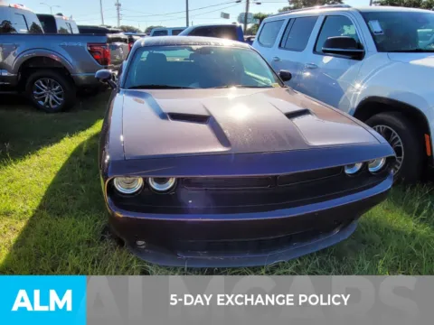 More photos of 2020 Dodge Challenger SXT at ALM CDJR Perry, GA
