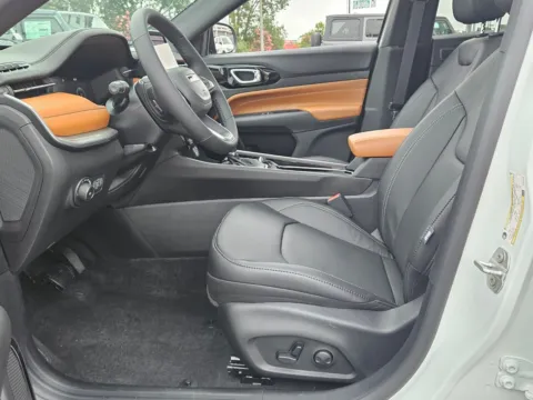 Another view of 2025 Jeep Compass Limited for sale in Perry, GA at ALM CDJR Perry