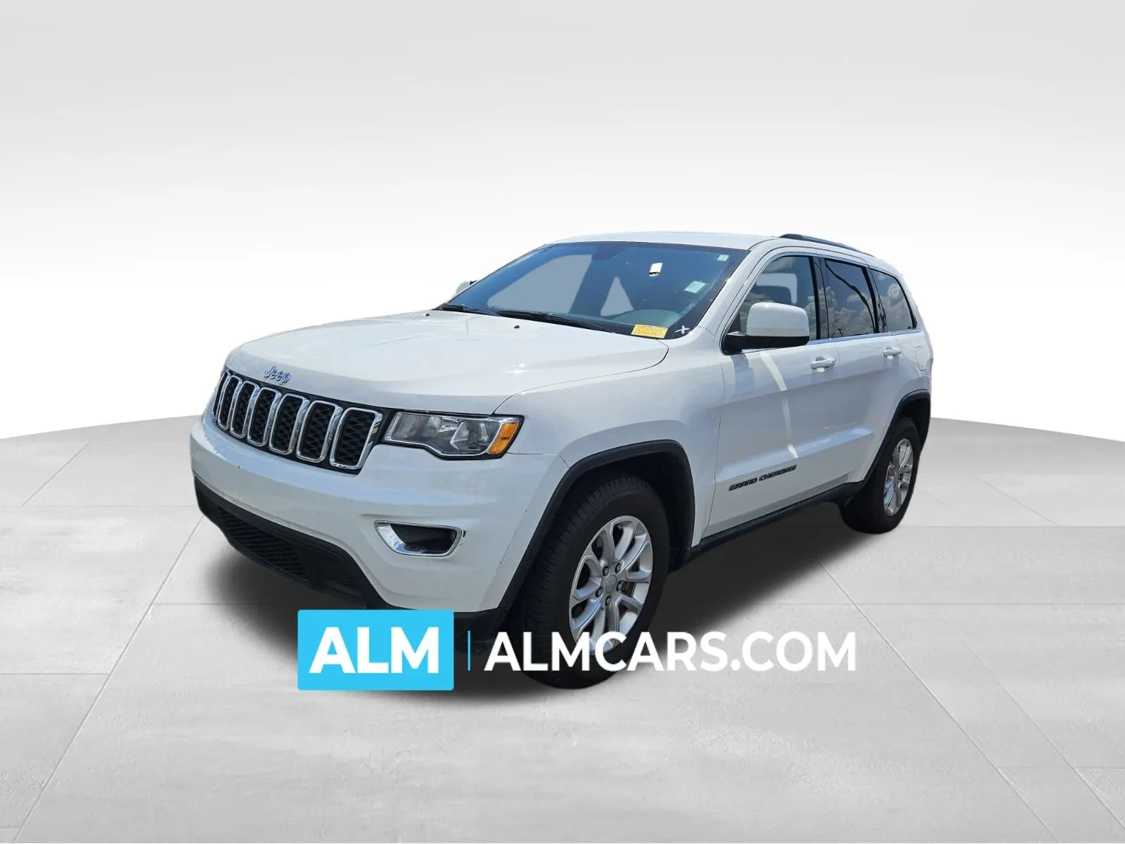 White 2021 Jeep Grand Cherokee Laredo E for sale in Perry, GA