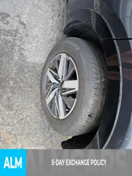 More photos of 2021 Kia Sorento EX at ALM CDJR Perry, GA