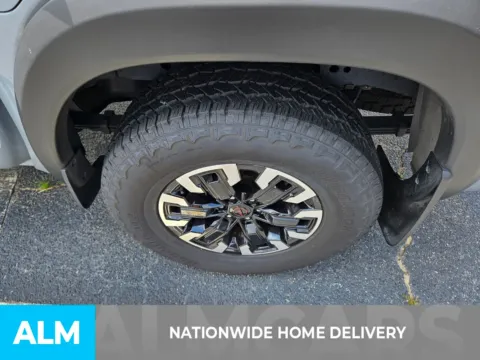 More photos of 2024 Nissan Frontier PRO-4X at ALM CDJR Perry, GA
