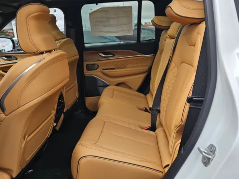 More photos of 2025 Jeep Grand Cherokee Summit at ALM CDJR Perry, GA