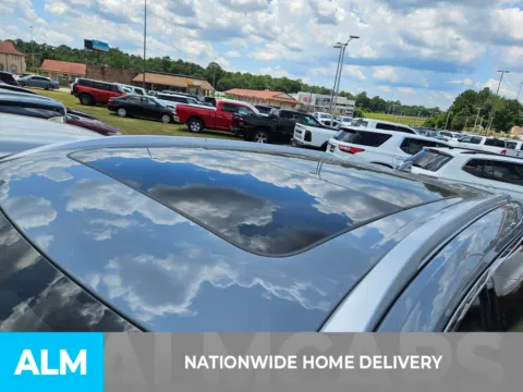 More photos of 2024 Nissan Rogue Platinum at ALM CDJR Perry, GA