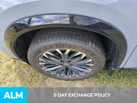 More photos of 2024 Nissan Rogue Platinum at ALM CDJR Perry, GA