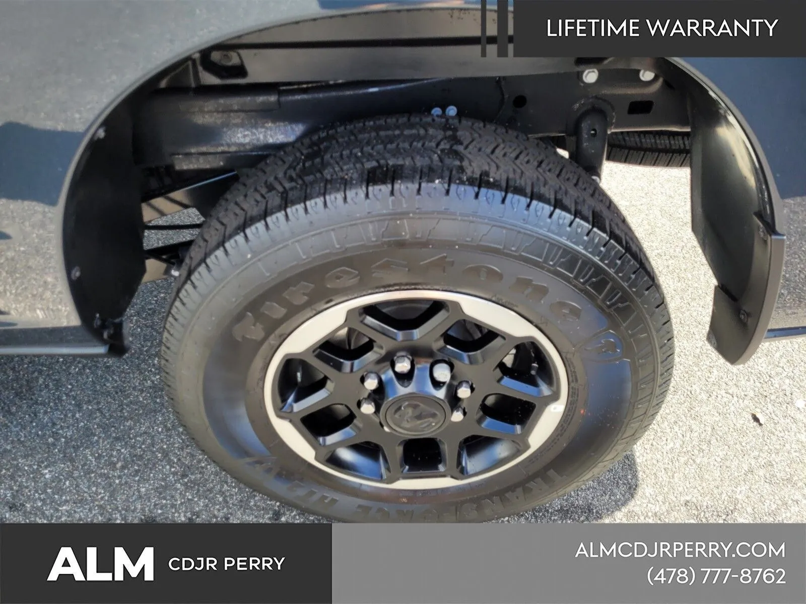 2026 RAM 2500 Laramie - Photo 9