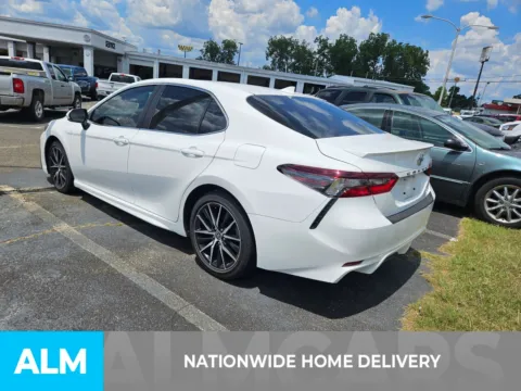 More photos of 2023 Toyota Camry SE at ALM CDJR Perry, GA