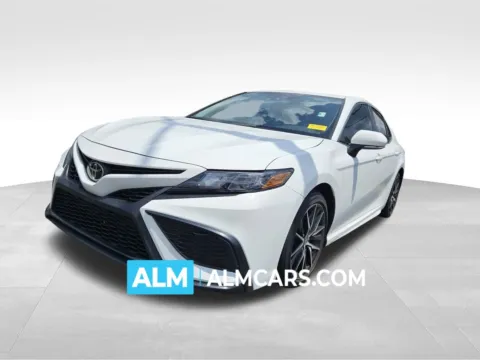 White 2023 Toyota Camry SE for sale in Perry, GA