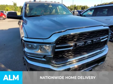 More photos of 2020 Ram 3500 Tradesman at ALM CDJR Perry, GA