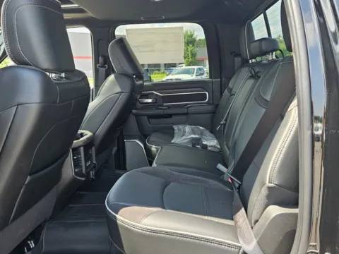 More photos of 2025 Ram 3500 Laramie at ALM CDJR Perry, GA