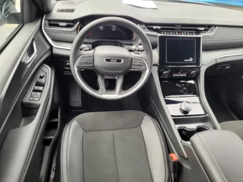 More photos of 2025 Jeep Grand Cherokee L Altitude X at ALM CDJR Perry, GA