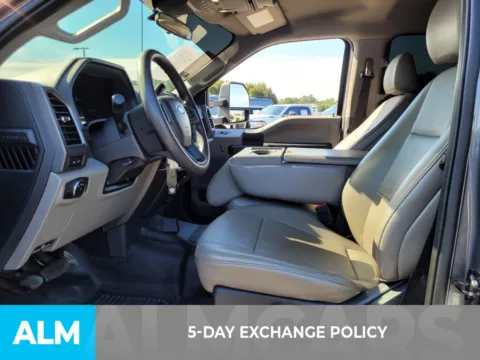 More photos of 2022 Ford F-350SD XL at ALM CDJR Perry, GA