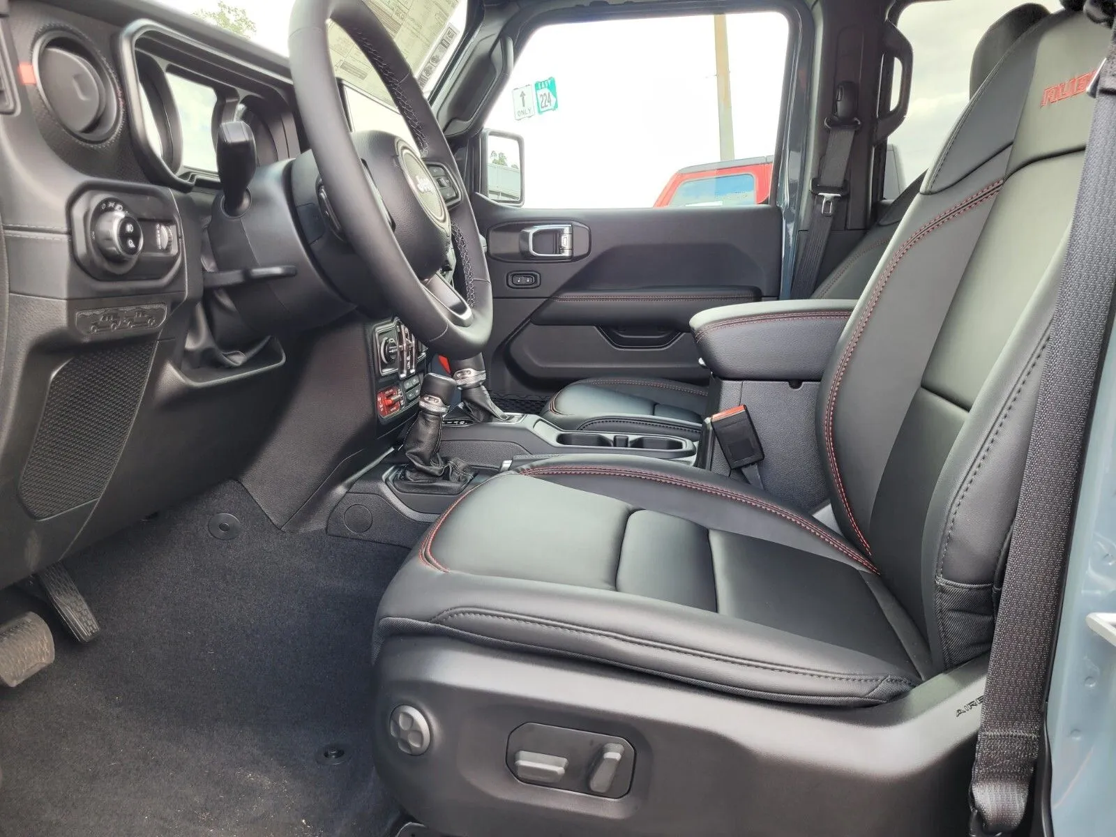 2025 Jeep Gladiator Rubicon - Photo 2