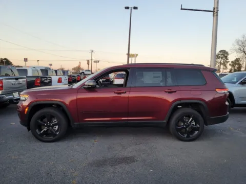 Photos of 2025 Jeep Grand Cherokee L Altitude X for sale in Perry, GA at ALM CDJR Perry