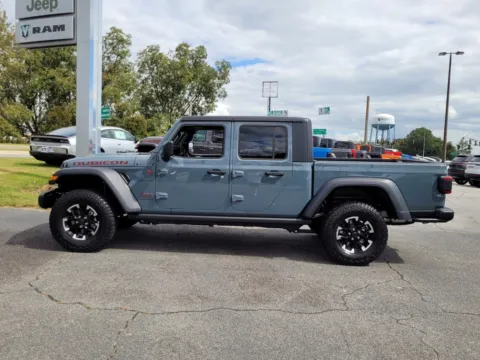 Photos of 2025 Jeep Gladiator Rubicon for sale in Perry, GA at ALM CDJR Perry