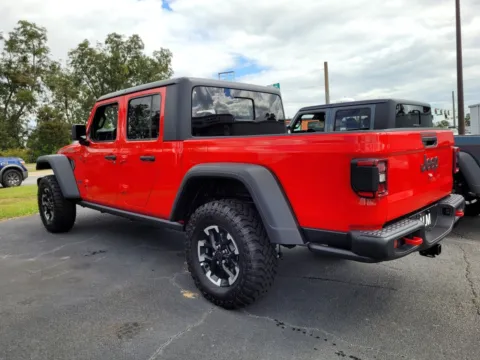 More photos of 2025 Jeep Gladiator Rubicon at ALM CDJR Perry, GA