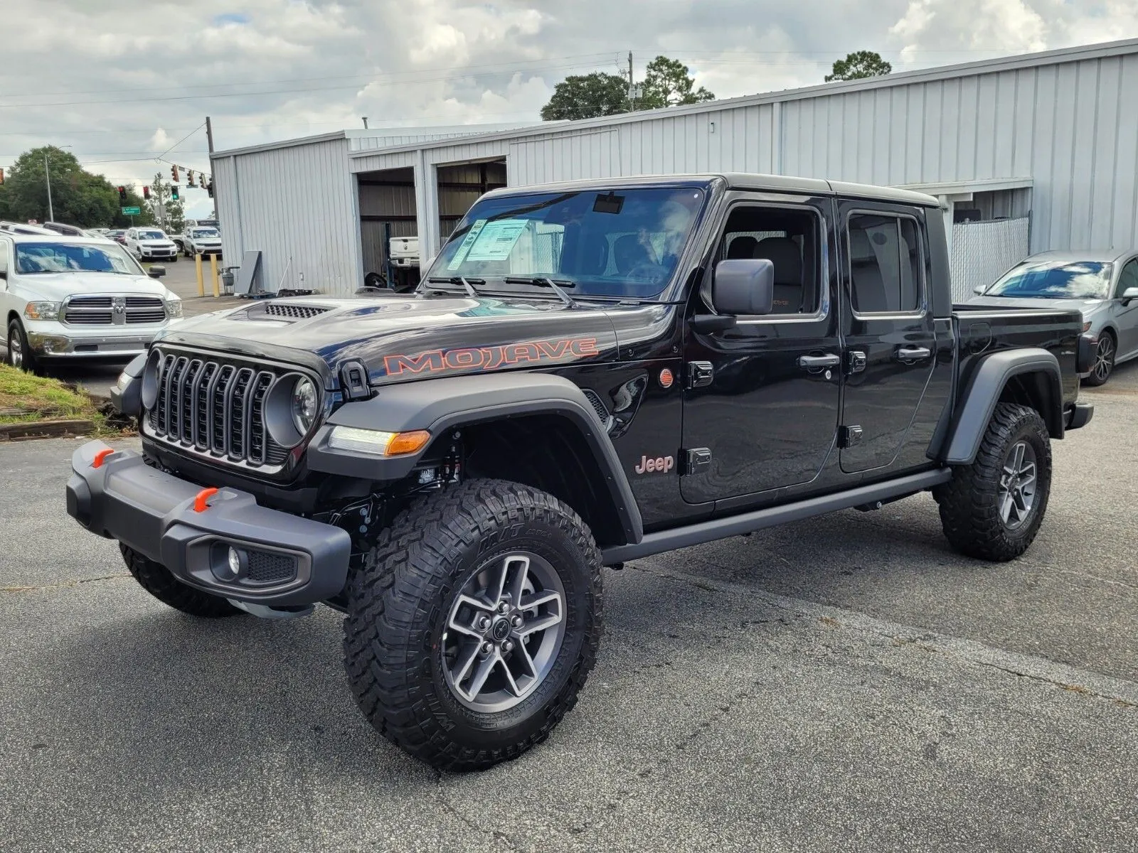 Black 2025 Jeep Gladiator Mojave for sale in Perry, GA