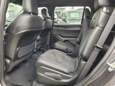 Another view of 2025 Jeep Grand Cherokee L Altitude X for sale in Perry, GA at ALM CDJR Perry