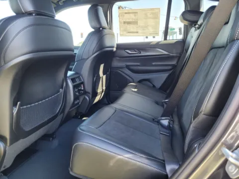 More photos of 2025 Jeep Grand Cherokee Laredo at ALM CDJR Perry, GA