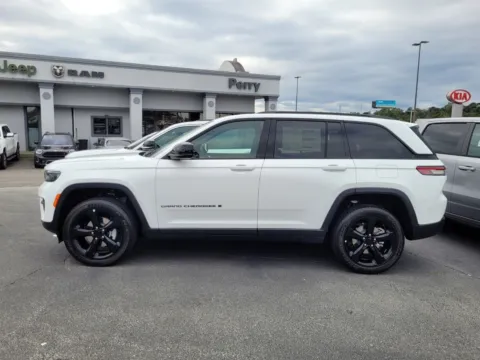 Photos of 2025 Jeep Grand Cherokee Altitude X for sale in Perry, GA at ALM CDJR Perry