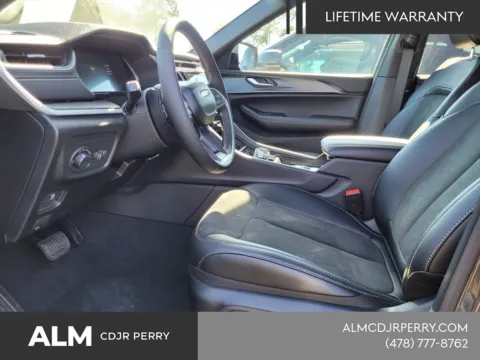 More photos of 2025 Jeep Grand Cherokee L Altitude X at ALM CDJR Perry, GA