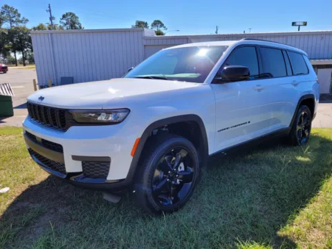 White 2025 Jeep Grand Cherokee L Altitude X for sale in Perry, GA