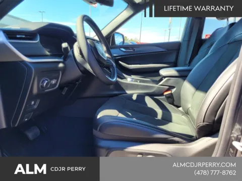 Another view of 2025 Jeep Grand Cherokee Laredo for sale in Perry, GA at ALM CDJR Perry