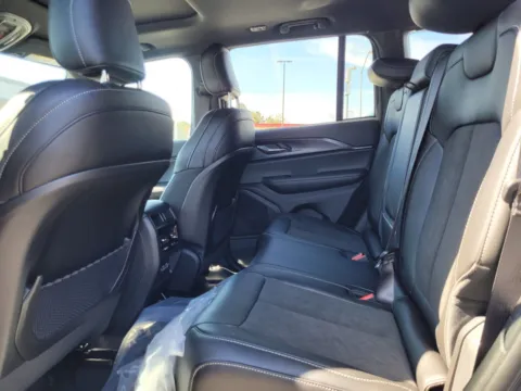 Another view of 2025 Jeep Grand Cherokee Laredo for sale in Perry, GA at ALM CDJR Perry