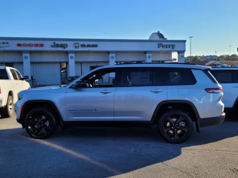 Photos of 2025 Jeep Grand Cherokee L Altitude X for sale in Perry, GA at ALM CDJR Perry