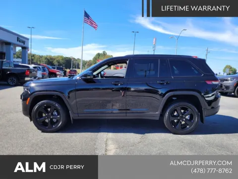 Another view of 2025 Jeep Grand Cherokee Altitude X for sale in Perry, GA at ALM CDJR Perry