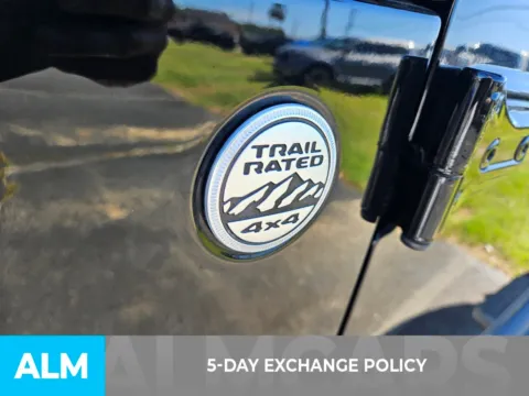 More photos of 2018 Jeep Wrangler Unlimited Sahara at ALM CDJR Perry, GA