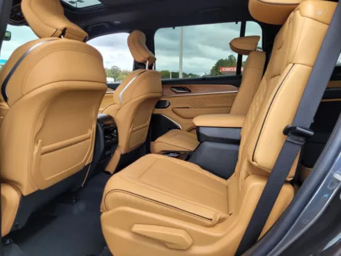 More photos of 2025 Jeep Grand Cherokee L Summit at ALM CDJR Perry, GA