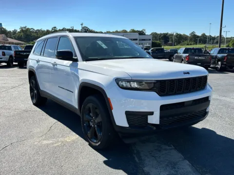 Another view of 2025 Jeep Grand Cherokee L Altitude X for sale in Perry, GA at ALM CDJR Perry