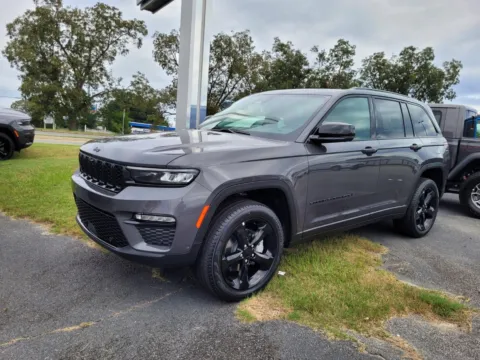 Gray 2025 Jeep Grand Cherokee Limited for sale in Perry, GA