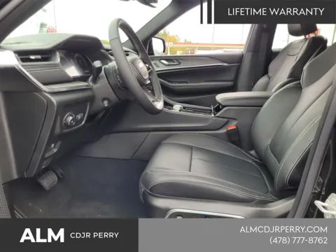 More photos of 2025 Jeep Grand Cherokee Overland at ALM CDJR Perry, GA